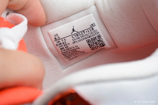 Team OrangeCT8527-118 4 Air Jordan 0521